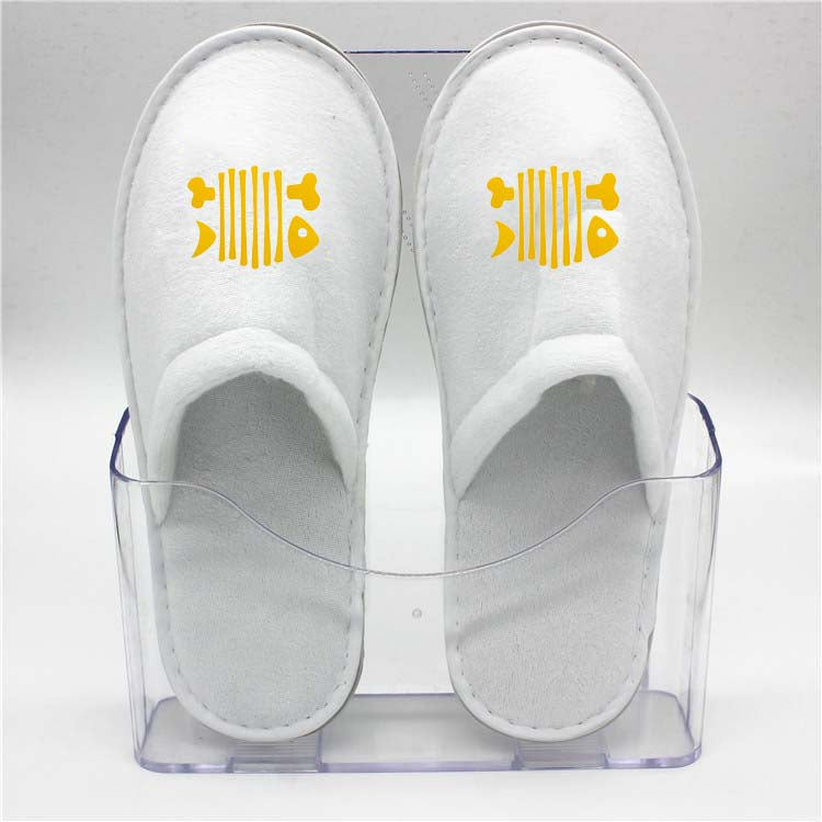 Disposable Velvet Close-Toe Hotel Slipper