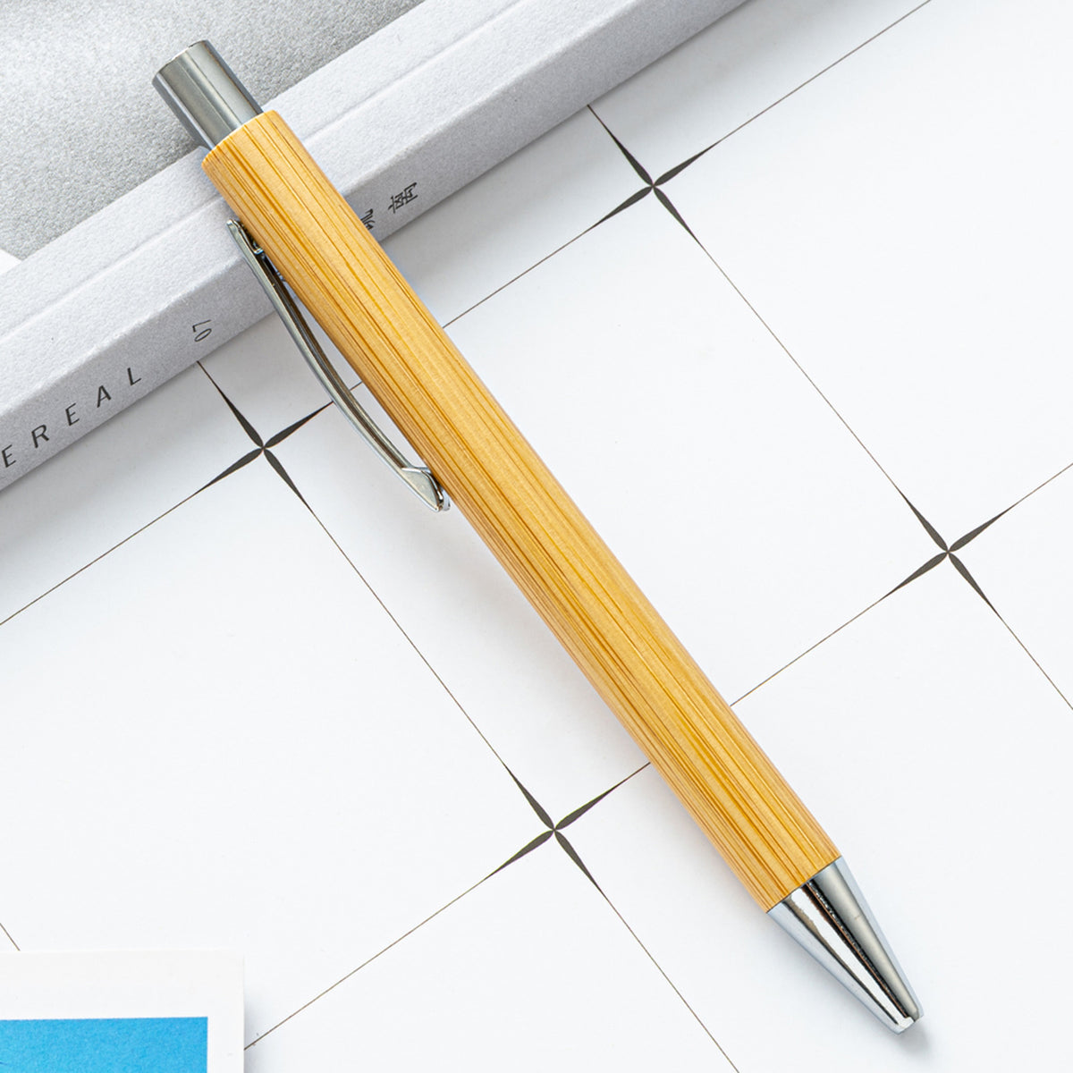 Bamboo Pen Retractable Ballpoint Pen With Black Ink
