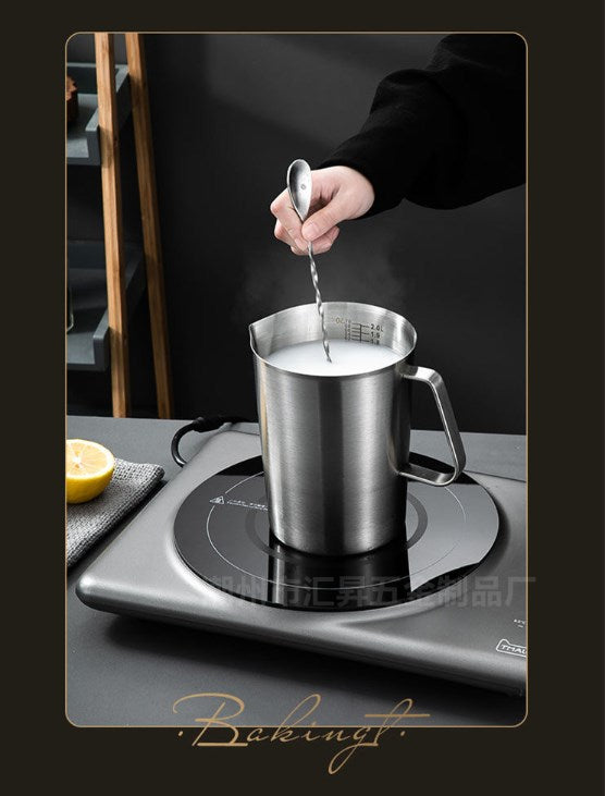 32 Oz. Stainless Steel Measuring Cups
