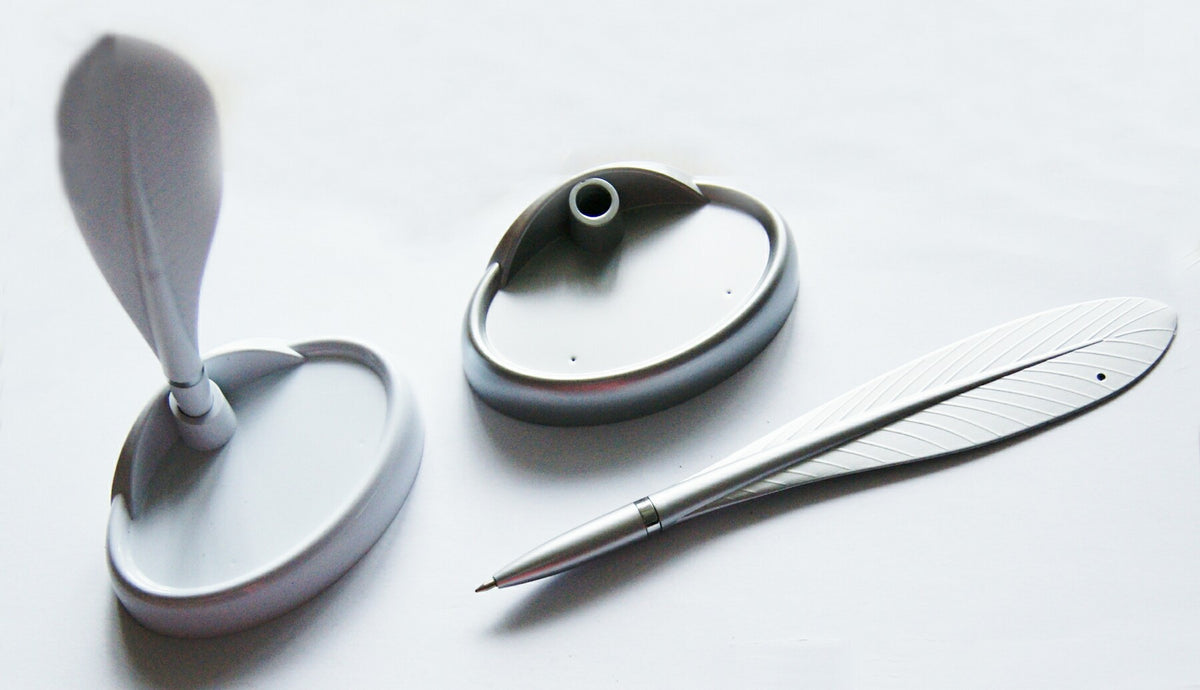 Feather Shaped Ballpoint Pen w/Oval Base