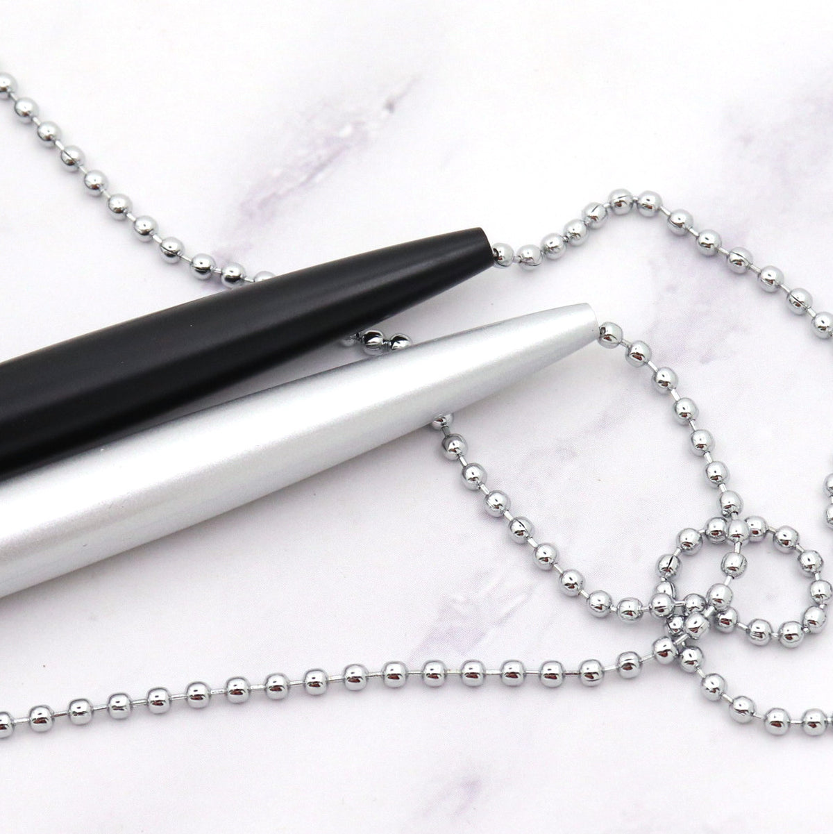 Gel Metal Pen w/A Base
