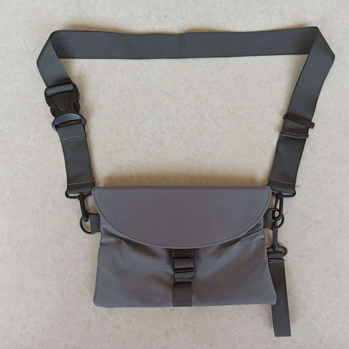 Nylon Crossbody Bag Single Shoulder Bag Daily Cell Phone Purse Bag Stadium Approved Bag
