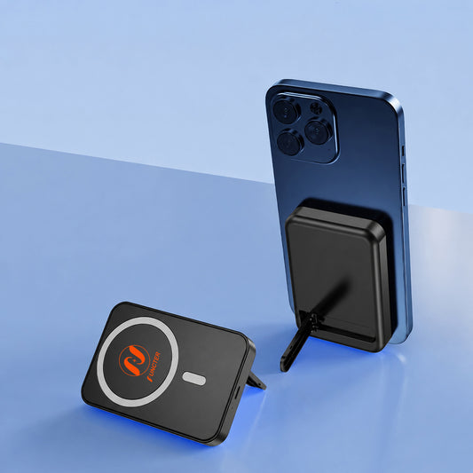 5000mAh Magnetic Wireless Power Bank 5W Back Stand