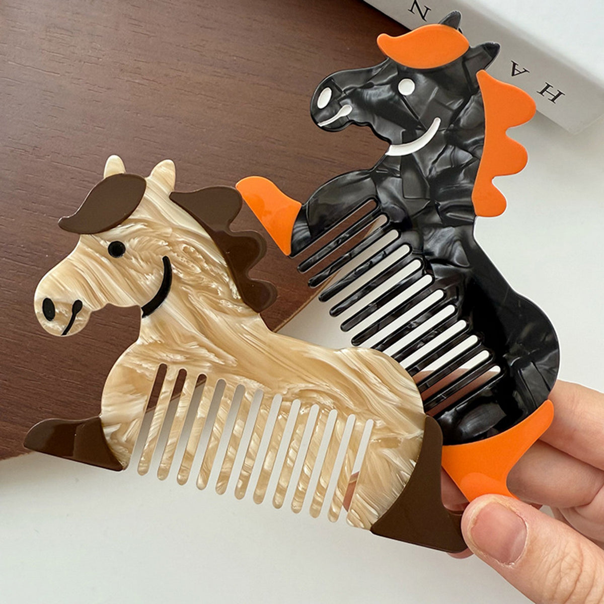 Mini Horse Shape Acetate Anti-Static Travel Comb Travel Comb