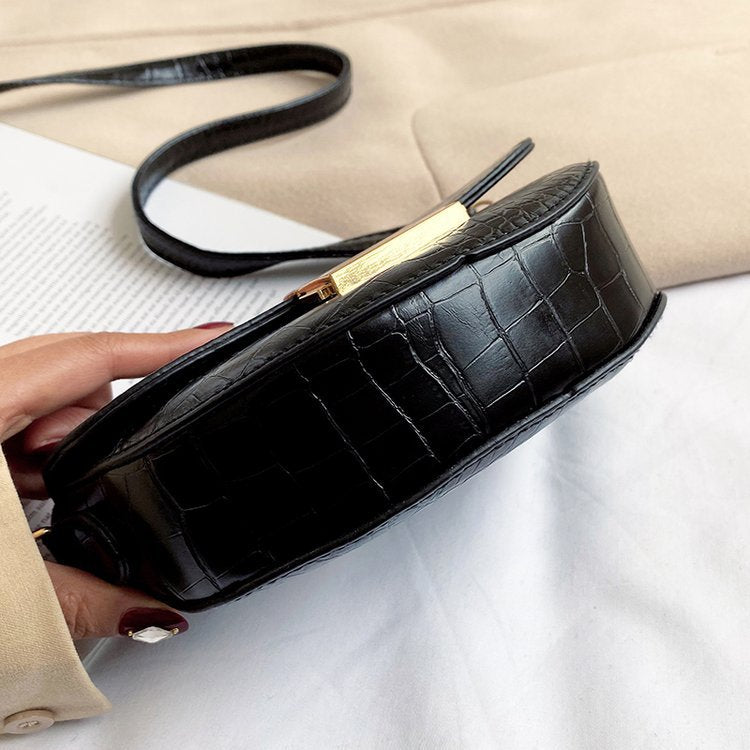Women's Mini Alligator Print Crossbody Flap Closure PU Leather Shoulder Bag W/Adjustable Strap