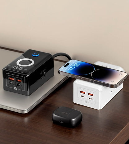 Adapters W/2 USB Ports & 2 Type C Ports 30W Wireless Charging