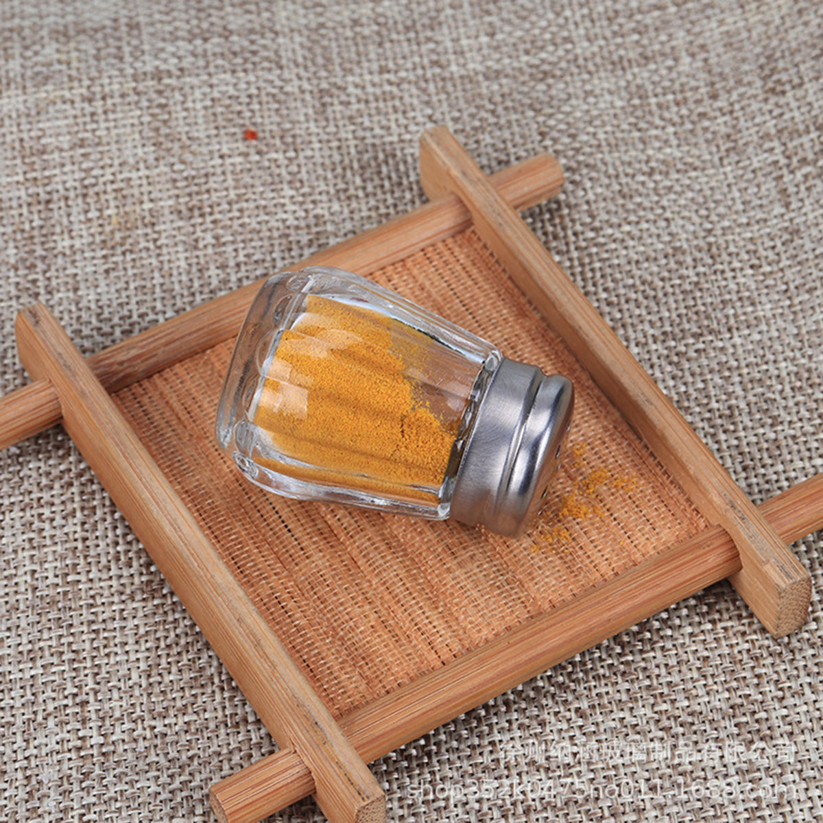 Salt or Pepper Shakers with Stainless Steel Lid-Glass Spice Jars Kitchen Gadgets 2pcs Sets