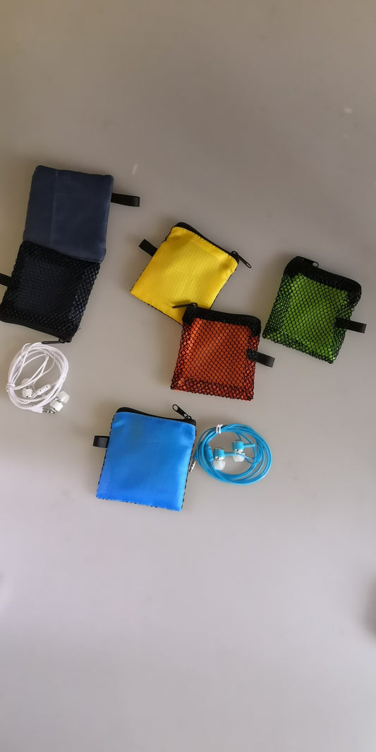 Microphone Earphones in Mesh Tech Pouch
