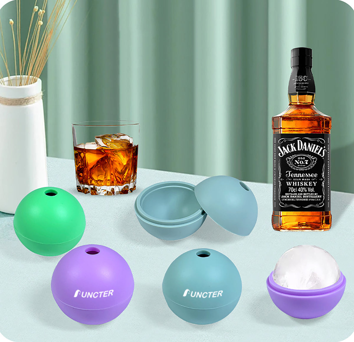Single Round Shaped Ice Cube Molds Silicone Ice Ball Mold (Large)