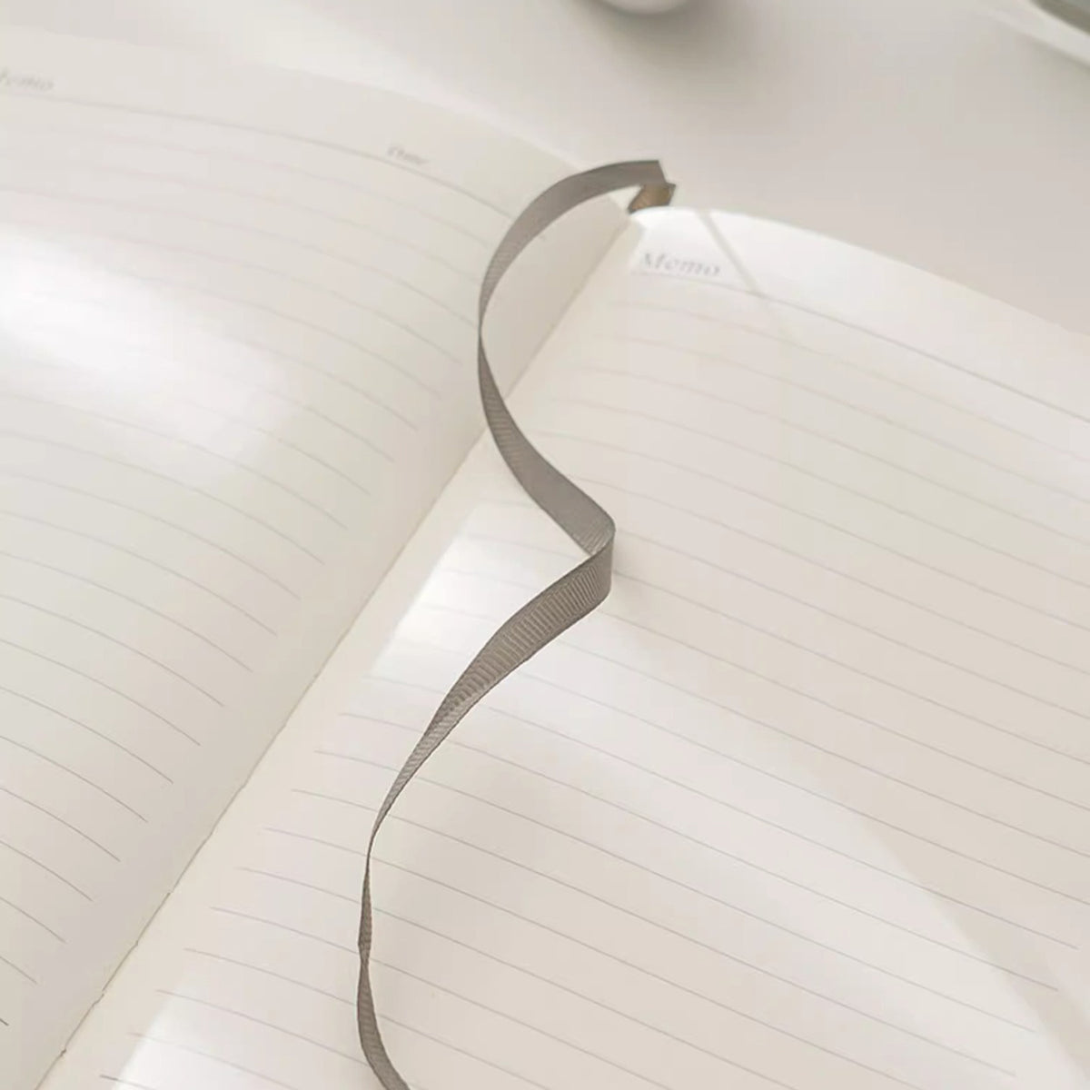 A5 PU Magnetic Closure Buckle Cork Cover Journal Notebook