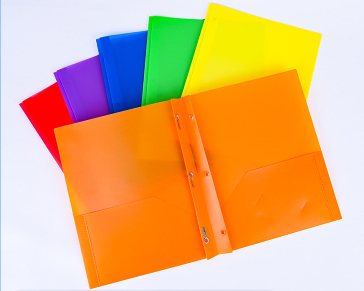 Basics Plastic Pocket Folder W/3 Punch Folders