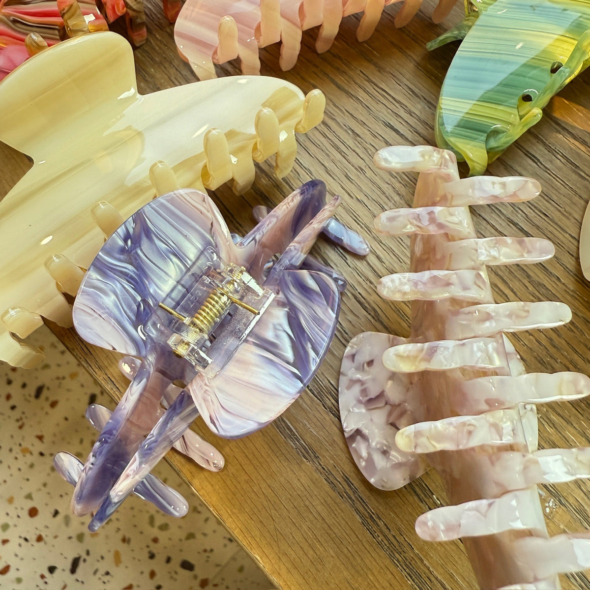 4" Wavy Cellulose Acetate Hair Claw Clips Hair Clips Hairpin Head Accessories