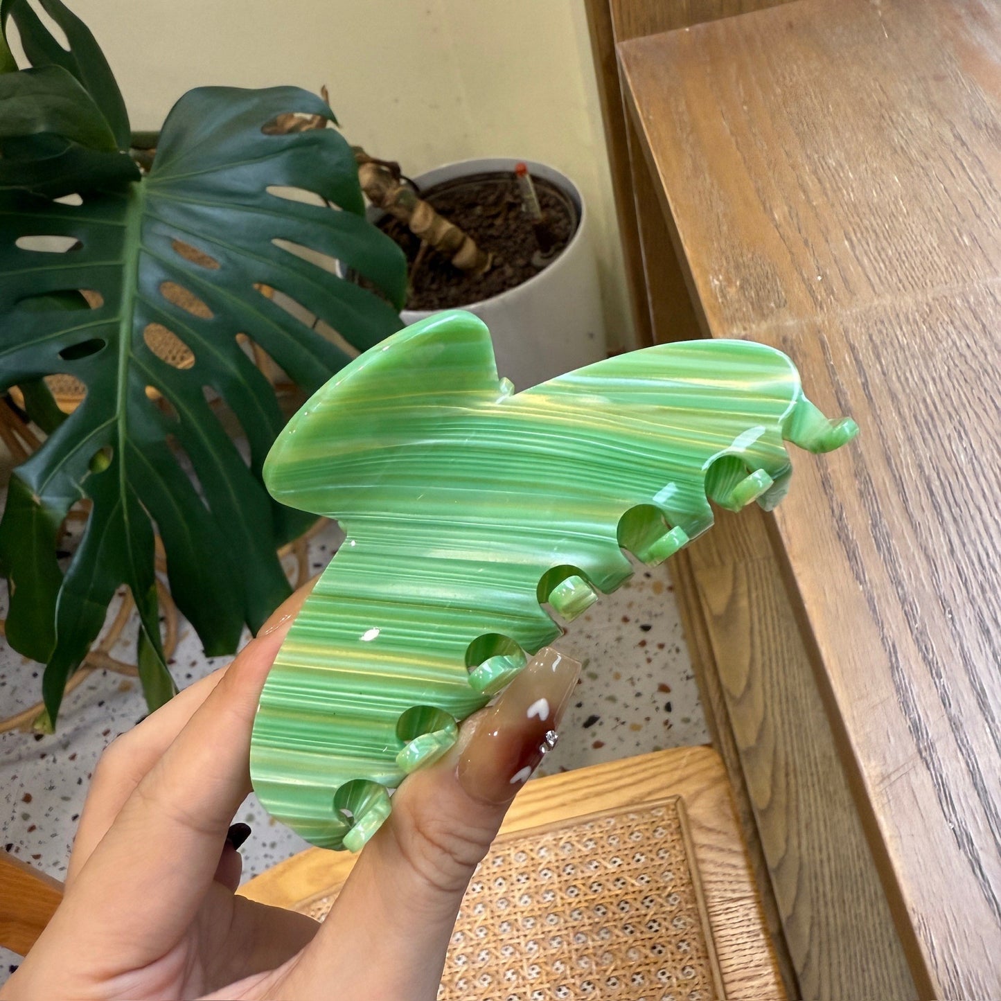 4" Wavy Cellulose Acetate Hair Claw Clips Hair Clips Hairpin Head Accessories