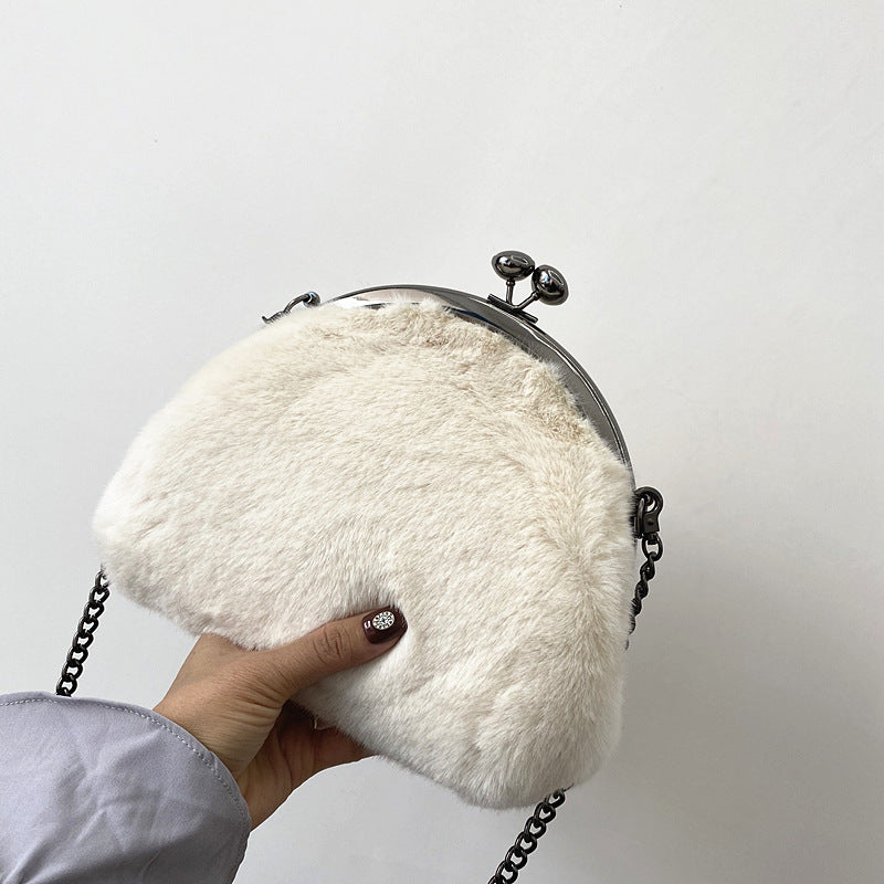 Imitation Fur Plush Velvet Practical Clip Shoulder Bag Semicircular Chain Clip Bag Messenger Bag