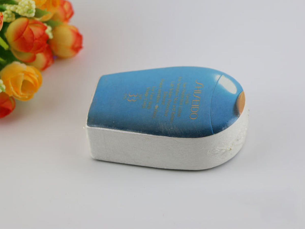 11.82 x 27.58" Mouse Shaped Compressed Towel