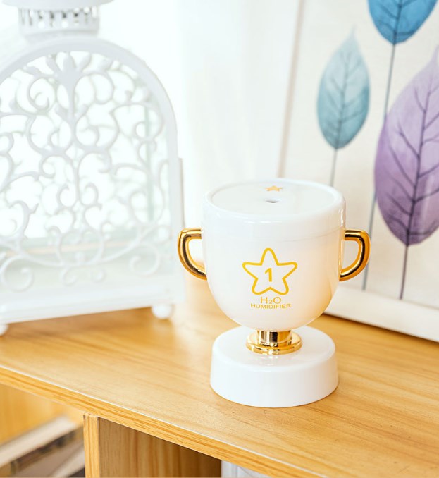 230ml Championship Trophy Shape Cool Mist Humidifier With Night lamp
