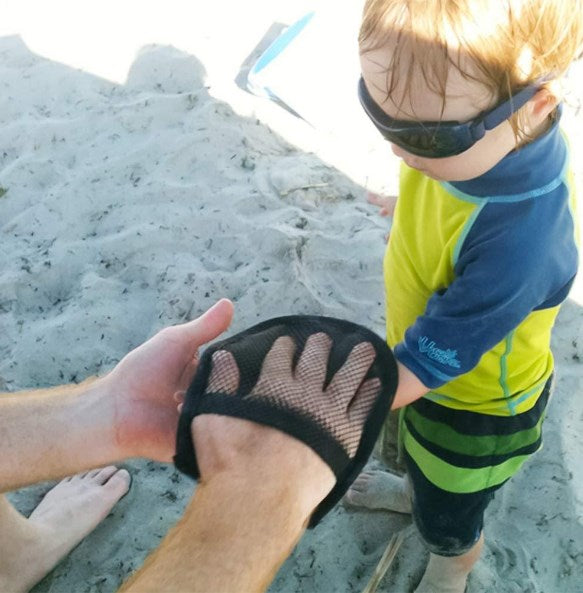 Sand Wipe Off Mitt Beach Sand Cleaner